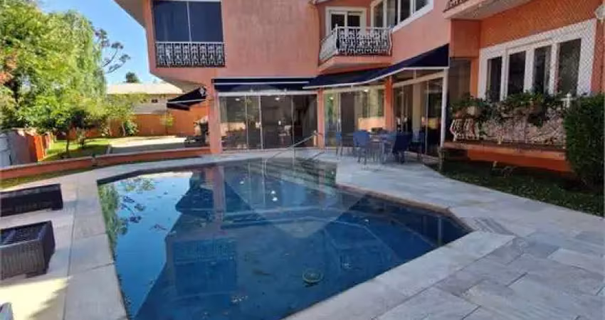 Casa  à venda com 4 quartos, sendo 4 suítes,  no condomínio estância marambaia, vinhedo - sp