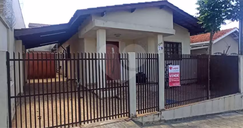 Casa à venda com 2 quartos, sendo 1 suíte,  em vila planalto, vinhedo - sp