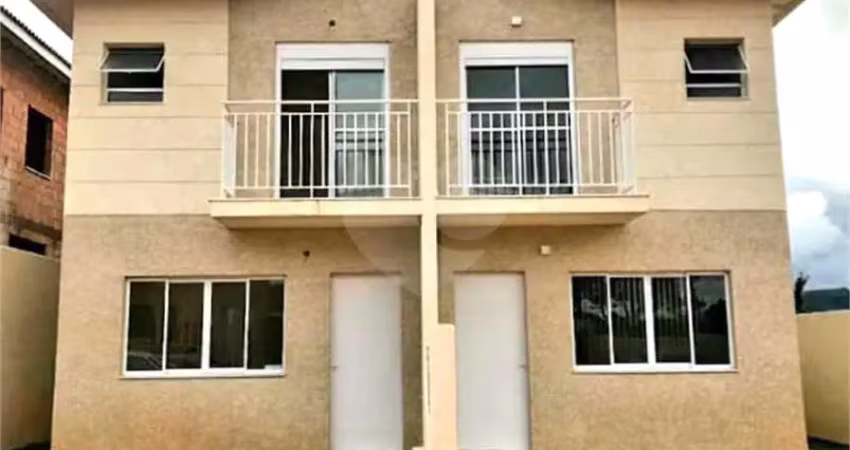 Casa  à venda com 3 quartos, sendo 1 suíte,  no condomínio villagio imperiale, louveira - sp