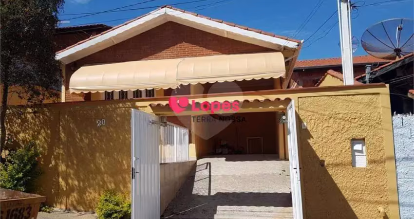 Casa com 2 quartos à venda na Rua Dulcemara, João XXIII, Vinhedo