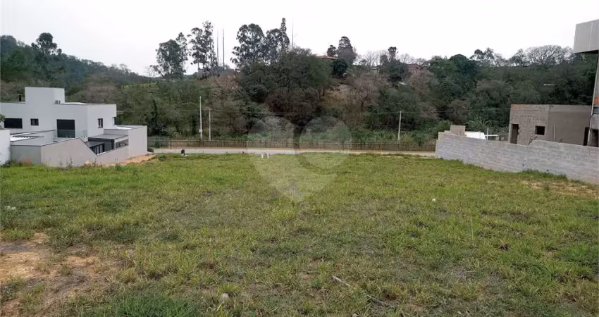 Terreno à venda com 1 quarto, sendo 1 suíte,  no condomínio arboretum, vinhedo - sp