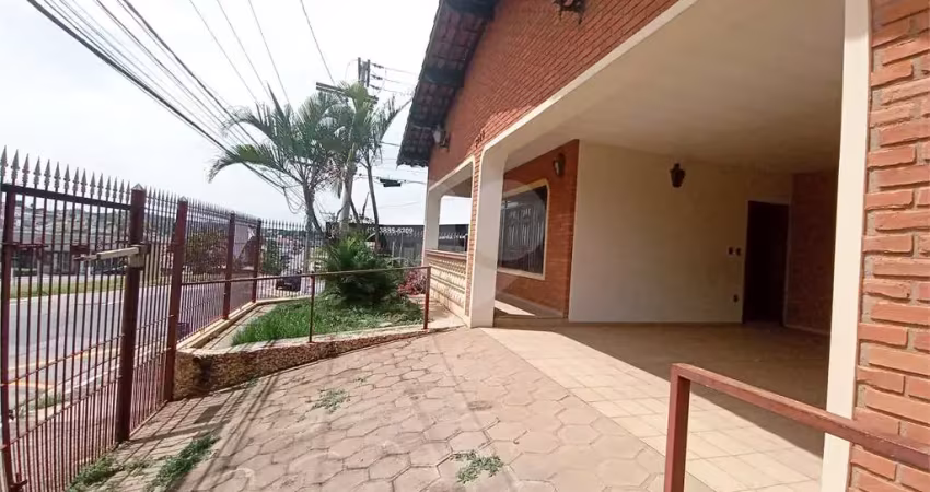 Casa com 3 quartos à venda na Avenida Independência, Jardim Alba, Vinhedo