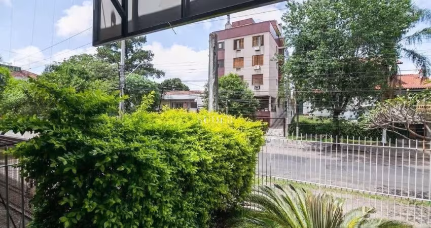 Casa com 3 quartos à venda na Avenida Quito, 396, Jardim Lindóia, Porto Alegre
