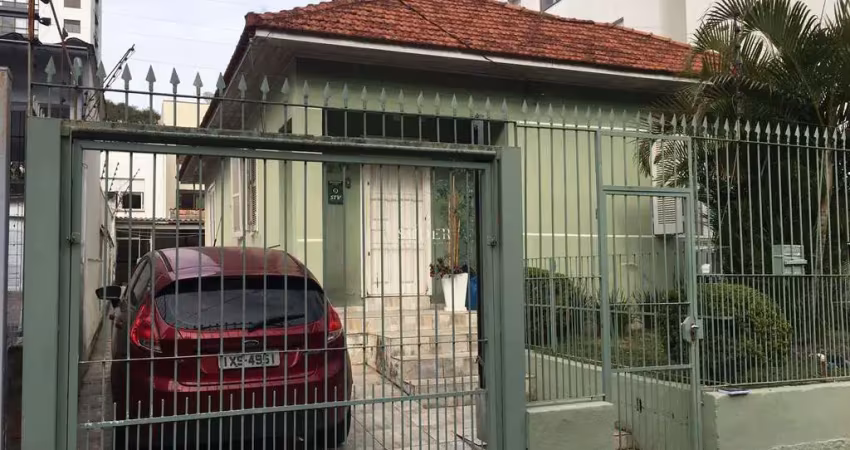 Casa com 3 quartos à venda na Rua Roque Gonzales, 217, Jardim Botânico, Porto Alegre