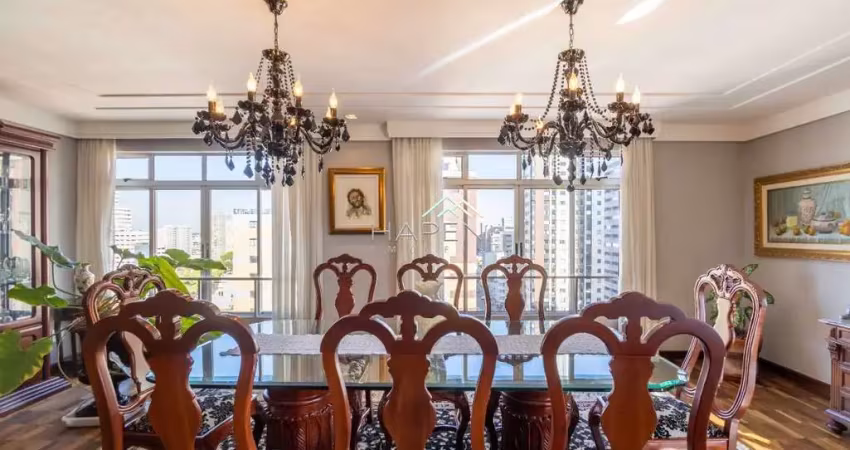 Apartamento com 3 quartos à venda na Rua Lourenço Pinto, --, Centro, Curitiba