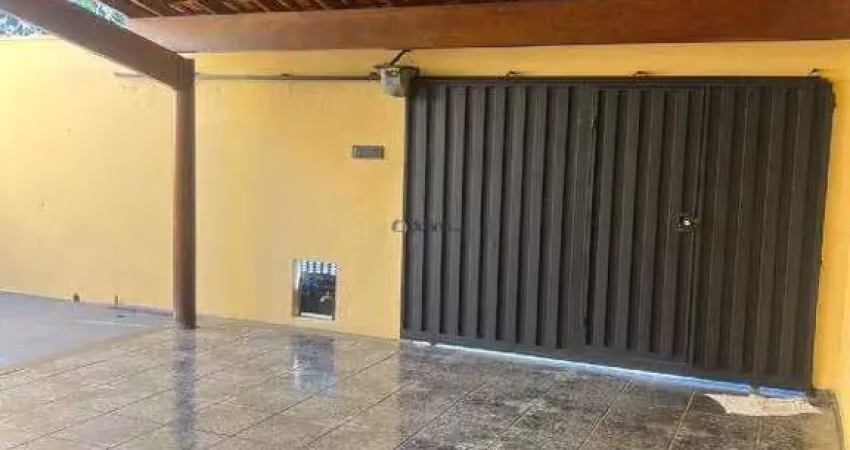 Casa com tres quartos sendo uma suite no Jardim Induberaba