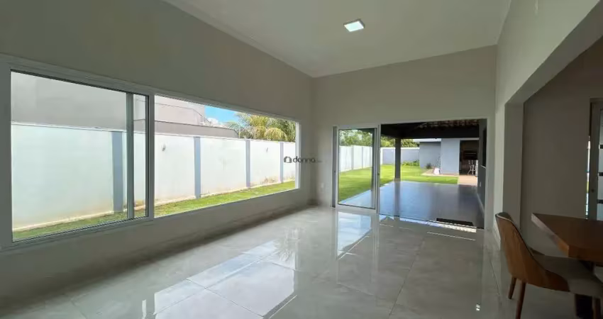 Casa à venda, 4 quartos, 3 suítes, 4 vagas, Residencial Mário de Almeida Franco - Uberaba/MG