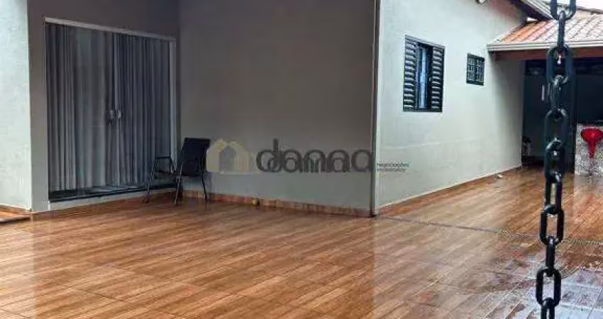 CASA COM 2 QUARTOS NO BAIRRO JARDIM UBERABA