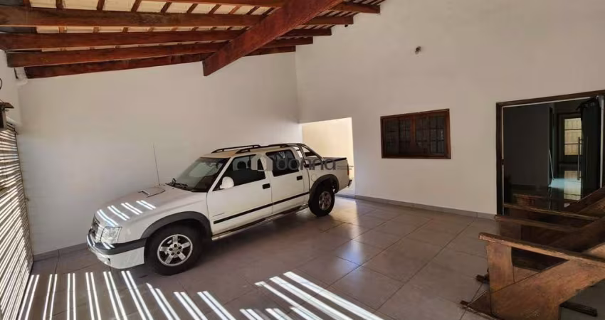 CASA COM 3 QUARTOS S/ 1 SUÍTE - QUINTA DA BOA ESPERANÇA