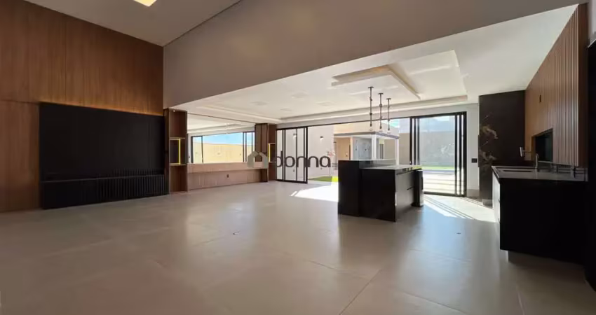 Casa à venda no Condomínio Mário Franco, Uberaba com 5 Suítes, 426,52m² de construção, terreno de 1.150m², Internet Unifi6, Boiler de 1600 Litros.