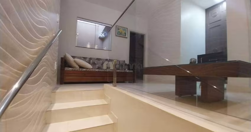 Casa à venda, 2 quartos, 1 suíte, 2 vagas, São Benedito - Uberaba/MG