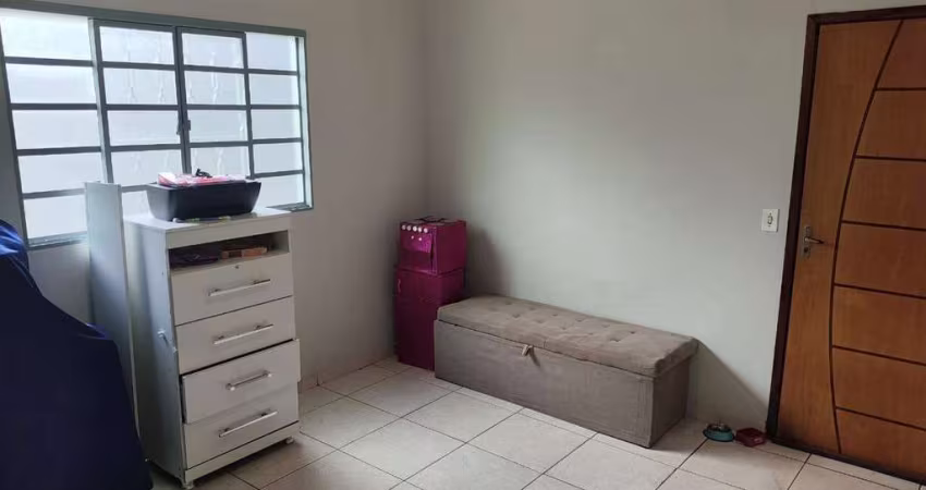 Casa à venda, 3 quartos, 4 vagas, Conjunto José Vallim de Melo - Uberaba/MG