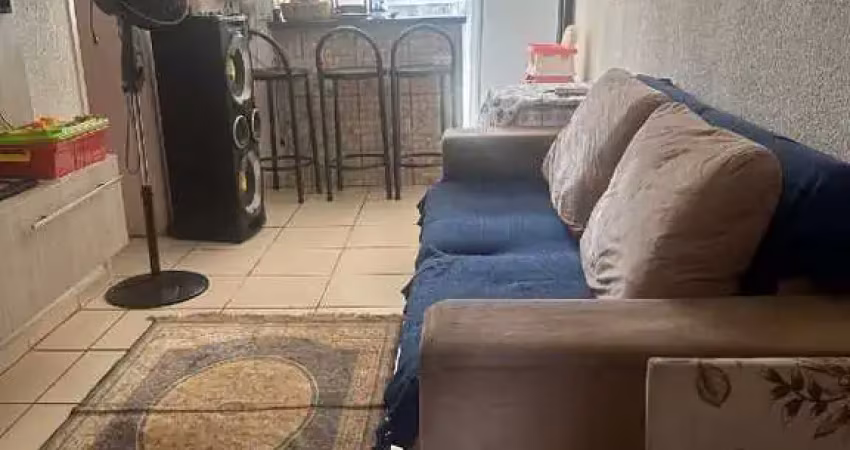 Casa à venda, 2 quartos, 2 vagas, Recreio dos Bandeirantes - Uberaba/MG