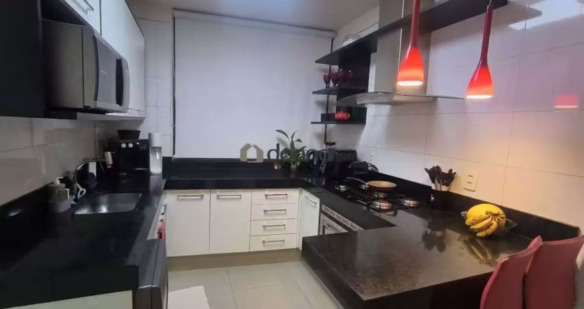 Amplo apartamento de 3 quartos no centro – localização privilegiada!