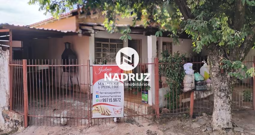 Casa à venda em São José do Rio Preto-SP, Conjunto Habitacional Cristo Rei: 2 quartos, 1 sala, 1 banheiro, 3 vagas, 120,00 m².