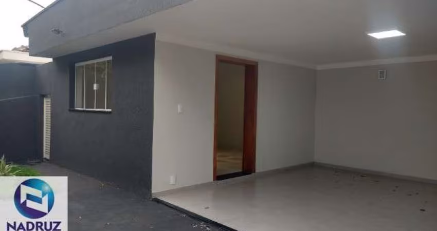 casa, terrea, bairro santa cruz, sao jose do rio preto, 03 dormitorios, 01 suite, armarios, cozinha planejada, area de serviço com lavanderia fechada.