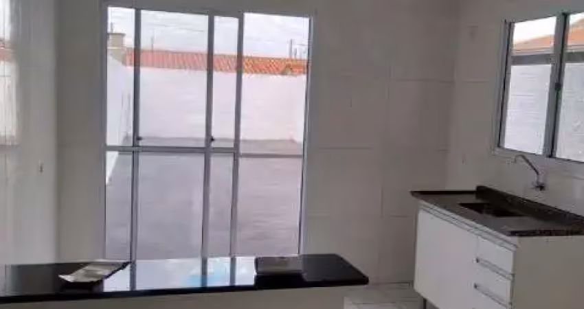 Casa para locação ou venda, pq da liberdade v, 02 dormitórios, 01 banheiro, 02 vagas descobertas, gabinete na pia da cozinha, box de vidro, casa locaç