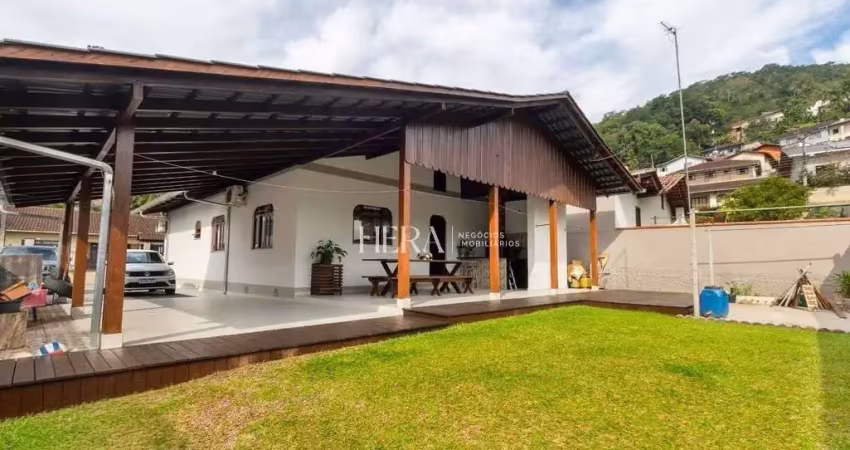 Casa com 3 quartos à venda no Tribess, Blumenau 
