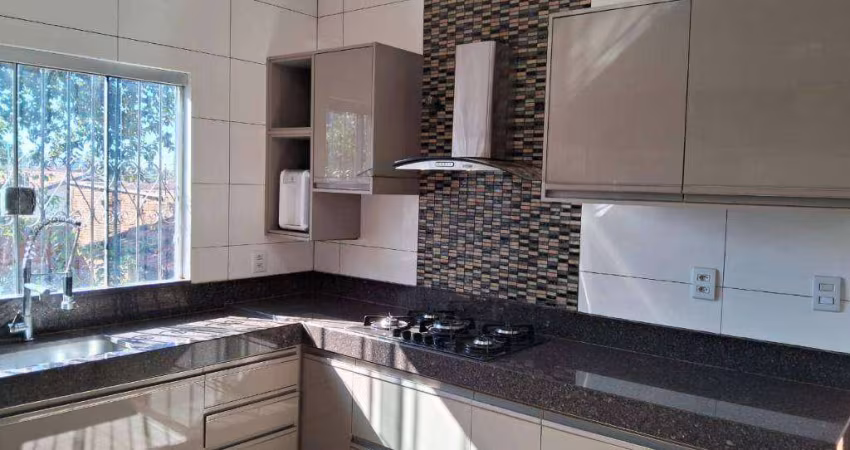 Casa com 3 dormitórios à venda, 120 m² por R$ 350.000,00 - Conjunto Costa Telles II - Uberaba/MG