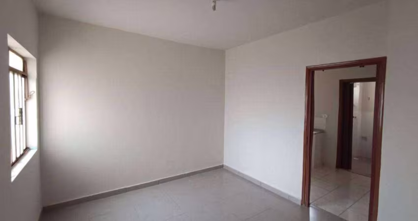 Apartamento com 1 dormitório para alugar, 48 m² por R$ 830,30/mês - Centro - Uberaba/MG