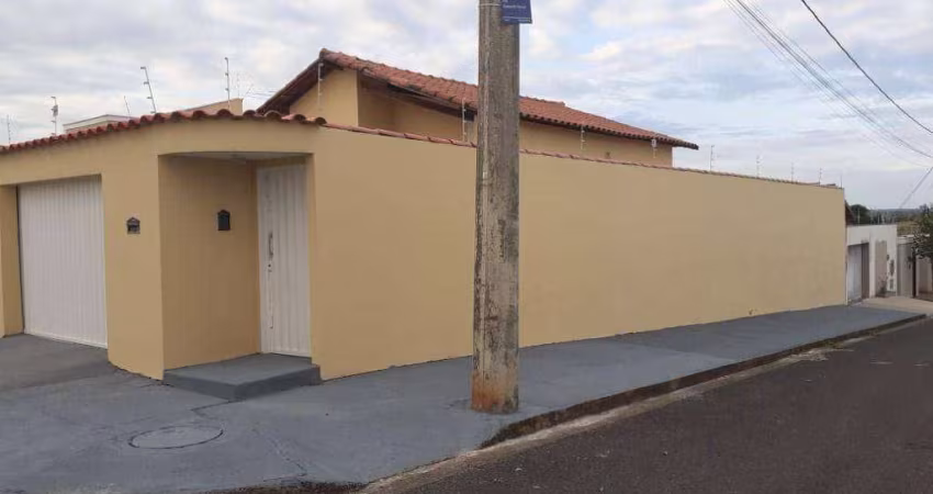 Casa com 2 dormitórios à venda, 55 m² por R$ 315.000,00 - Residencial Presidente Tancredo Neves - Uberaba/MG