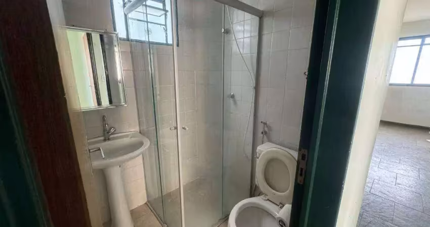 Apartamento com 3 quartos para alugar no Centro, Uberaba 