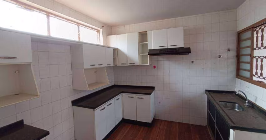 Casa com 2 dormitórios, 158 m² - venda por R$ 220.000,00 ou aluguel por R$ 1.072,16/mês - Nossa Senhora da Abadia - Uberaba/MG