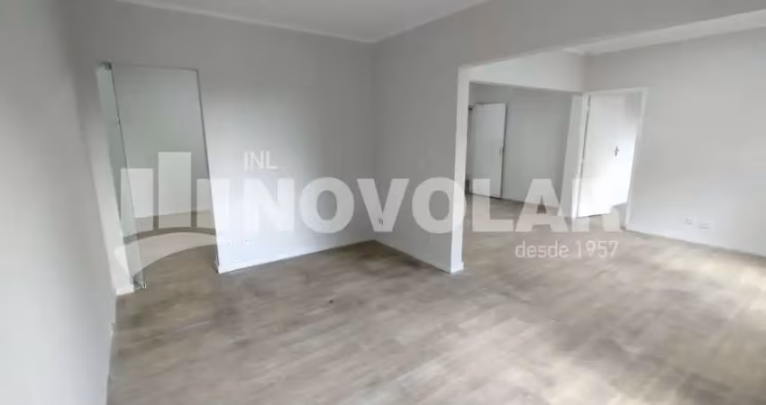 Conjunto comercial no tradicional bairro da mooca. são 7 salas com total 200m2, para locação.