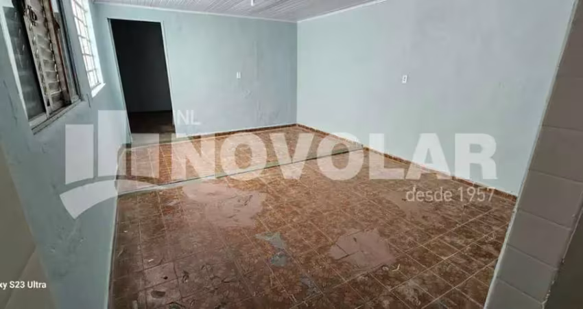 Casa Térrea no Jardim Japão com  2 dormitórios, 01 Vaga de garagem.