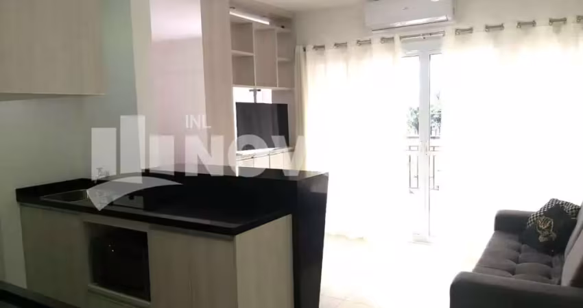 Apartamento com 1 dormitório e duas vagas de garagem em santana