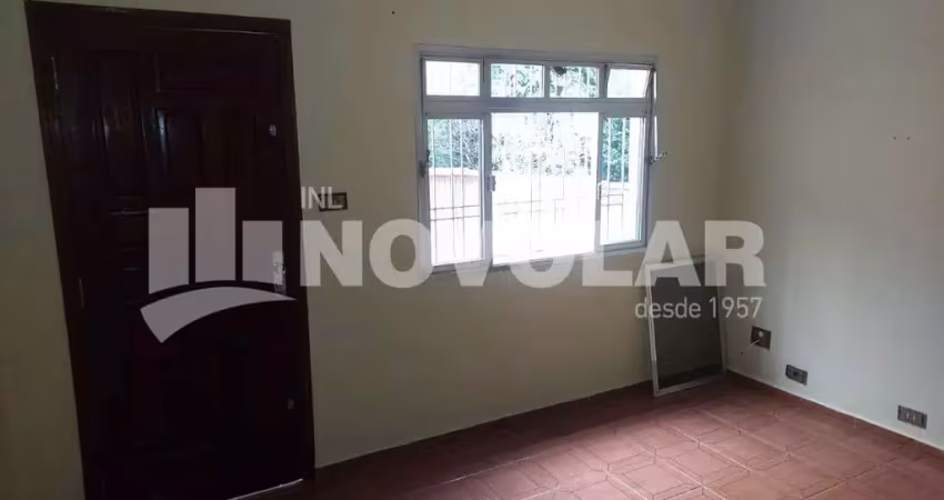 Casa térrea, sendo um terreno com 2 moradias, jardim japão