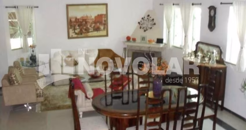 Sobrado no Tremembé 470 m², com 4 suítes