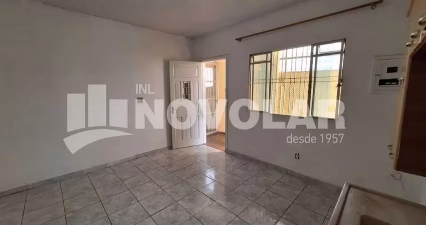 Casa com 1 quarto para alugar na Água Fria, São Paulo 