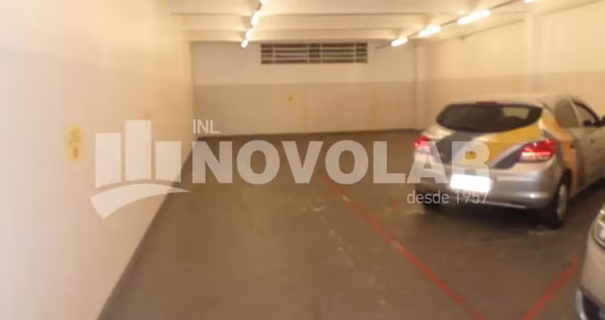 Loja na barra funda aproximadamente 240m2 com porta automática.