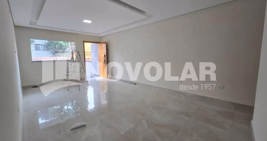 Sobrado novo na vila medeiros, 3 dormitórios (1 suite), 4 vagas. amplo e diferenciado