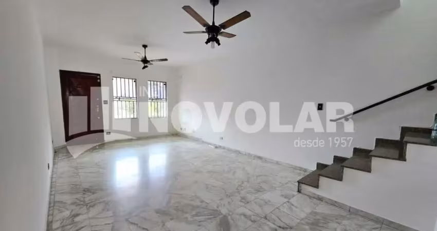 Sobrado na água fria com 3 dormts (1 suite),  4 vagas e pequena piscina