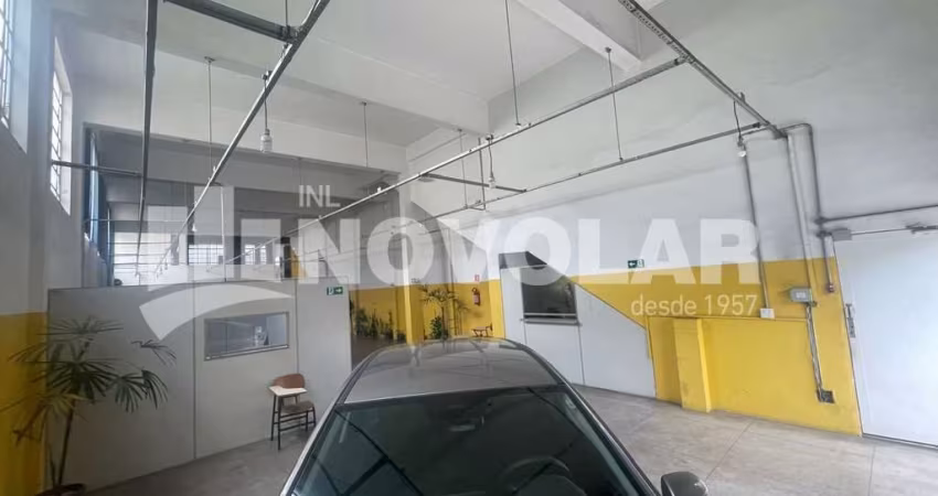 Galpão na região da Vila Maria 190m2 de Vão Livre, Recuo com Vaga Para 3 Automóveis. Venha Conferir!