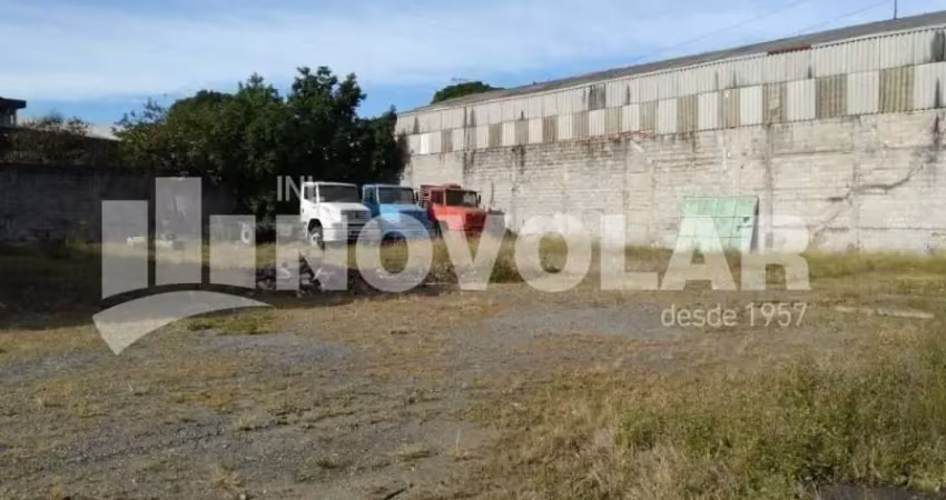 Galpão em terreno na vila guilherme, com grande área livre para pátio. venha conferir!