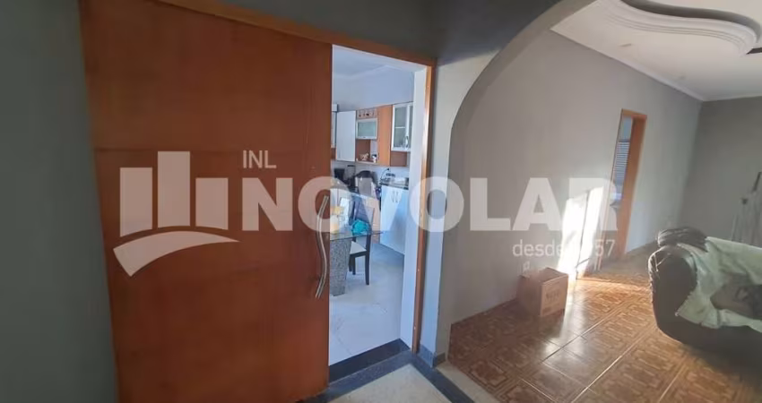 Sobrado na Vila Medeiros com 3 Dormitórios (1 Suíte ) e 2 Vagas
