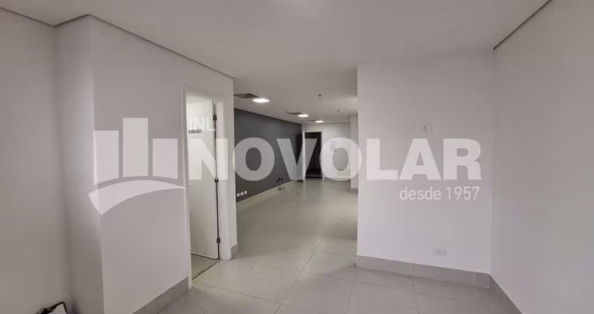Sala Comercial na Água Fria com 2 Banheiros 1 vaga