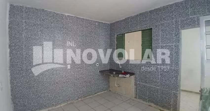 Casa Térrea na Vila Medeiros- 2 dormitórios e quintal