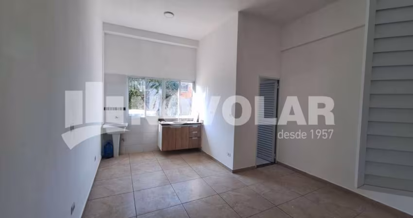 Apartamento no Bairro do Limão  com  2 dormitórios