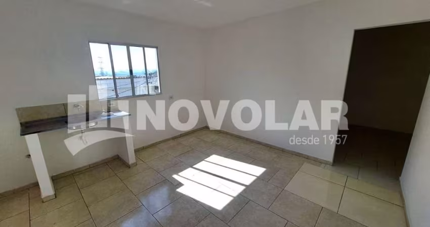 Casa em Condomínio na Vila Medeiros com 1 Dormitórios