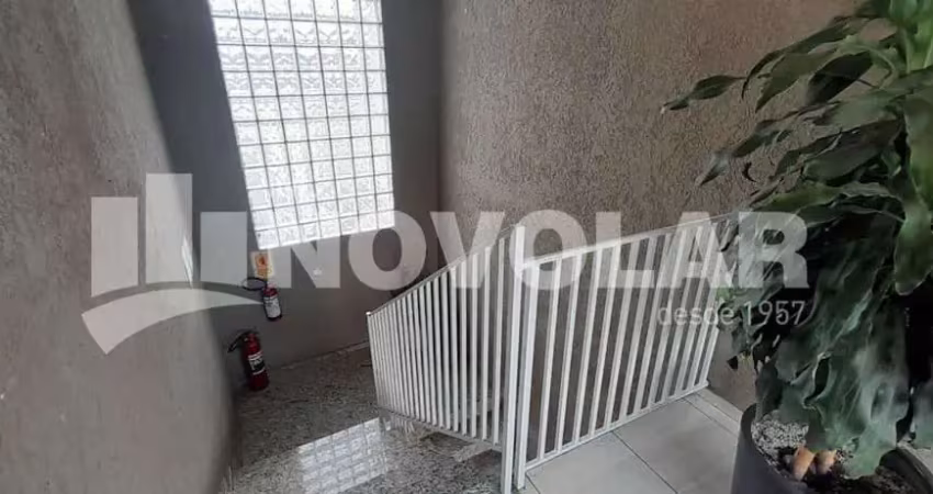 Condomínio fechado com apartamentos para locação no alto pari