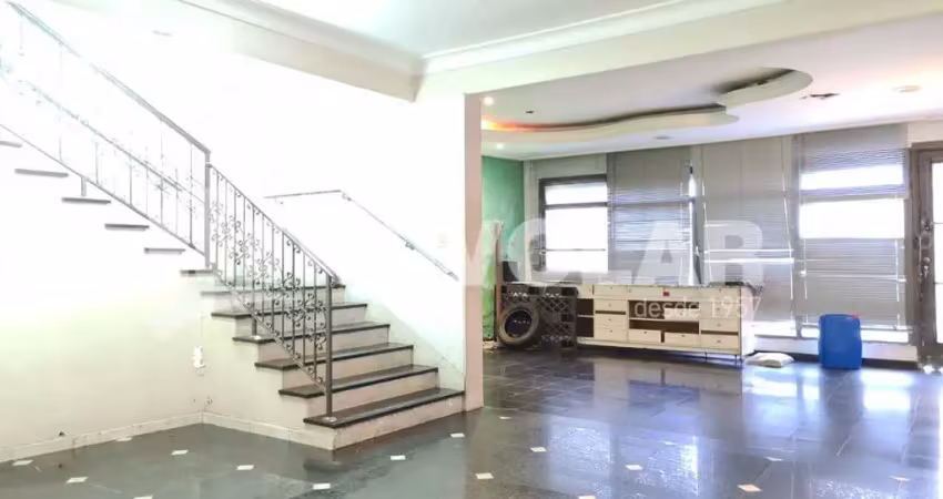 Prédio comercial no bairro da luz. zona central. piso térreo mais 3 pavimentos.