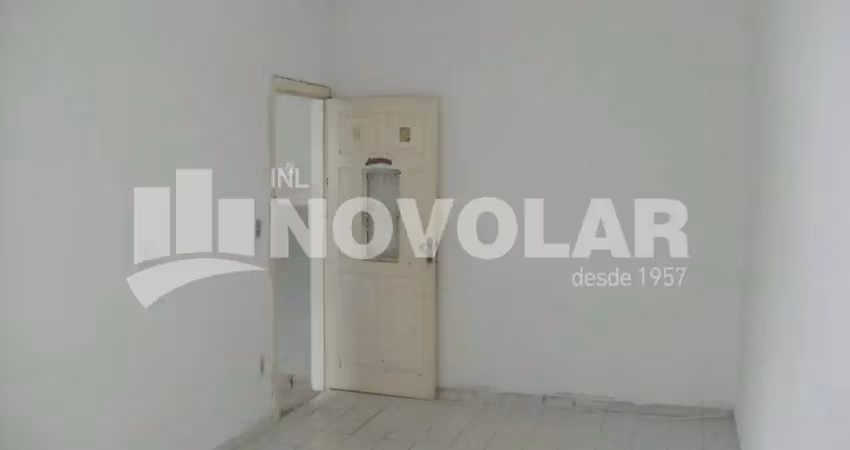 Casa com 2 quartos para alugar na Vila Maria, São Paulo 