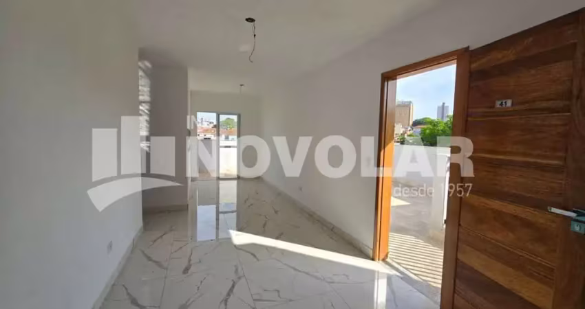 Cobertura com 3 dormts (1suite), super quintal, 1 vaga coberta, vila nivi