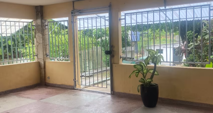 Apartamento 2/4 no Cleriston Andrade em Lauro de Freitas