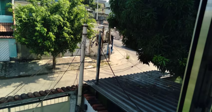 CASA COM 2 QUARTOS - NOVA IGUAÇU