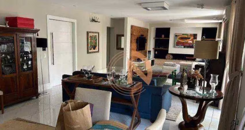 Apartamento mobiliado com 4 dormitórios, sendo 4 suítes, 6 banheiros, 4 vagas de garagem